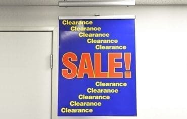 Retractable-ceiling-banner-ad